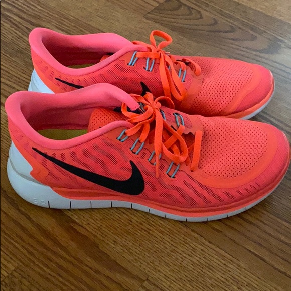 nike shoes orange color